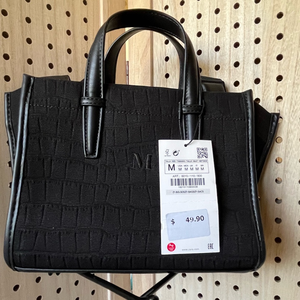 Zara ~ Collector Bat Wing Purse - Picture 3 of 6